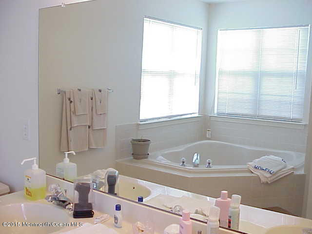 61 Timberline Road Bayville, NJ 08721 - Photo 8 of 19 MVC-006S