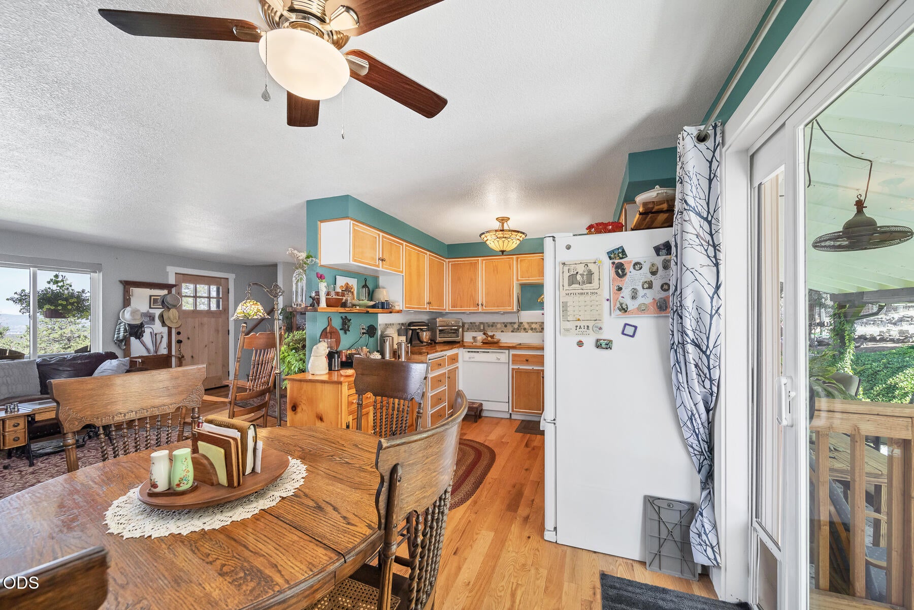 7158 Southeast Mark Road Prineville, OR 97754 - Photo 10 of 24 Gallery Image 10