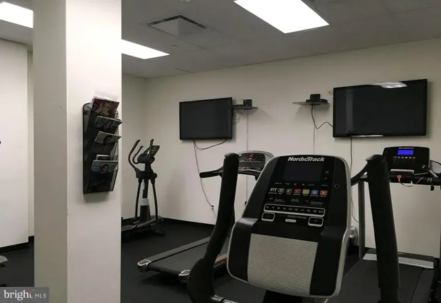 $900 | 300 Cathedral Street, Unit 304, Baltimore, MD 21201