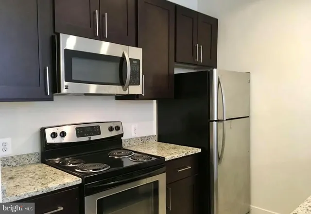 $900 | 300 Cathedral Street, Unit 304, Baltimore, MD 21201
