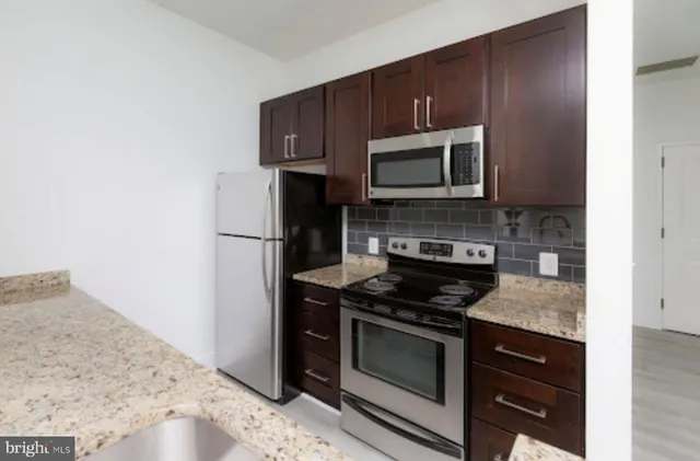 $900 | 300 Cathedral Street, Unit 304, Baltimore, MD 21201