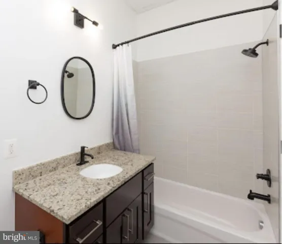 $900 | 300 Cathedral Street, Unit 304, Baltimore, MD 21201