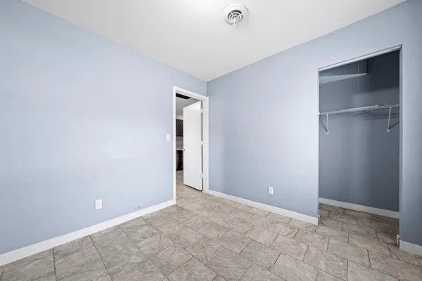 $175,000 | 345 South Memorial Avenue, Rockford, IL 61102