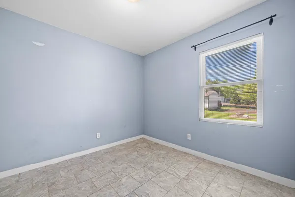 $175,000 | 345 South Memorial Avenue, Rockford, IL 61102