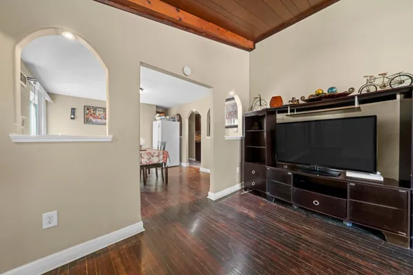 $175,000 | 345 South Memorial Avenue, Rockford, IL 61102