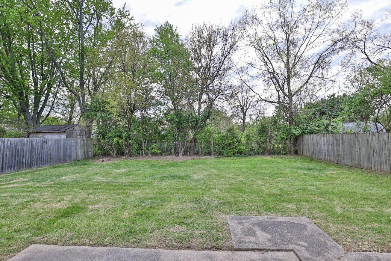 11256 Pippin Road Cincinnati, OH 45231 - Photo 25 of 27