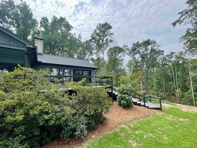 $949,900 | 380 Indian Creek Road, Spartanburg, SC 29302