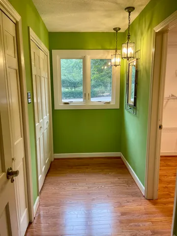 $949,900 | 380 Indian Creek Road, Spartanburg, SC 29302