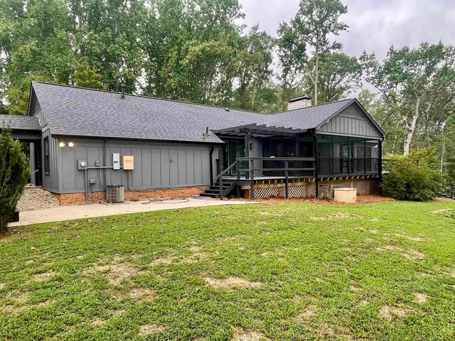 $949,900 | 380 Indian Creek Road, Spartanburg, SC 29302