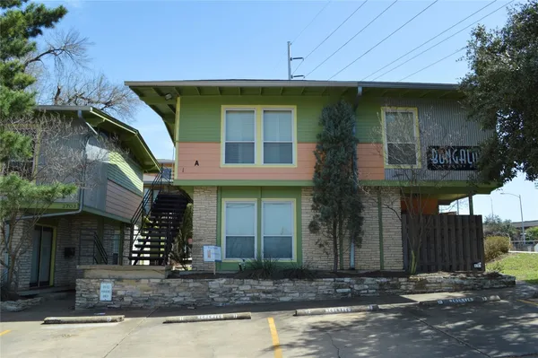 $1,175 | 2703 Swisher Street, Unit 307A, Austin, TX 78705