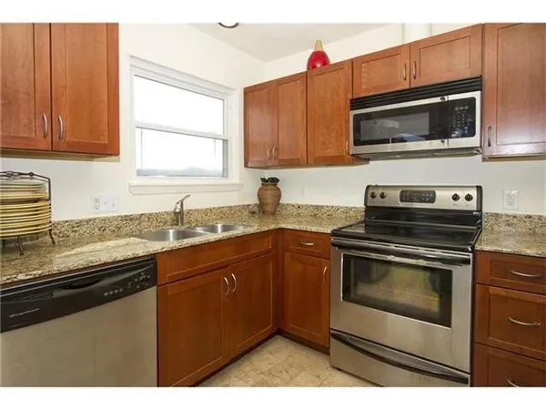 $1,175 | 2703 Swisher Street, Unit 307A, Austin, TX 78705