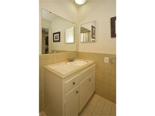 2703 Swisher Street, Unit 307A Austin, TX 78705 - Photo 10 of 12