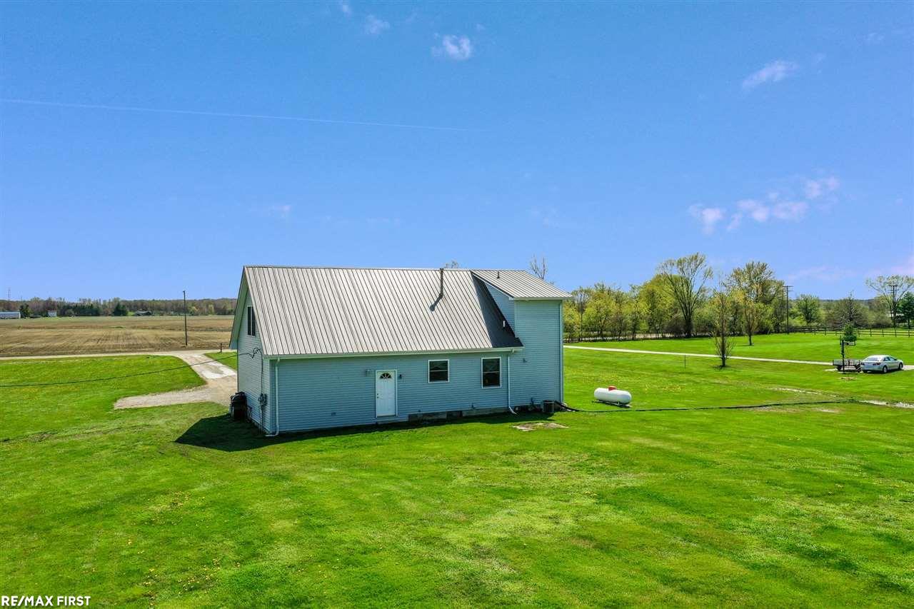9938 Weber Road Columbus, MI 48063 - Photo 25 of 28