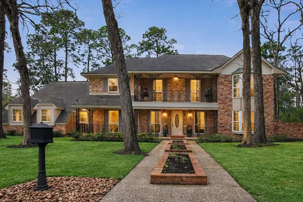 $559,900 | 112 Kirkwood Lane, Conroe, TX 77304