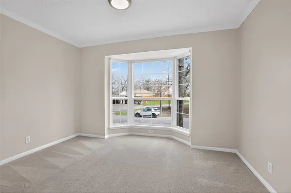 $559,900 | 112 Kirkwood Lane, Conroe, TX 77304