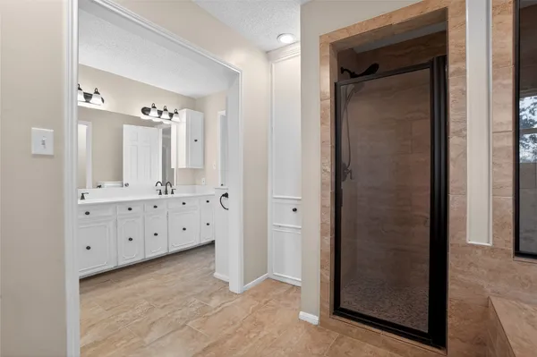 $559,900 | 112 Kirkwood Lane, Conroe, TX 77304