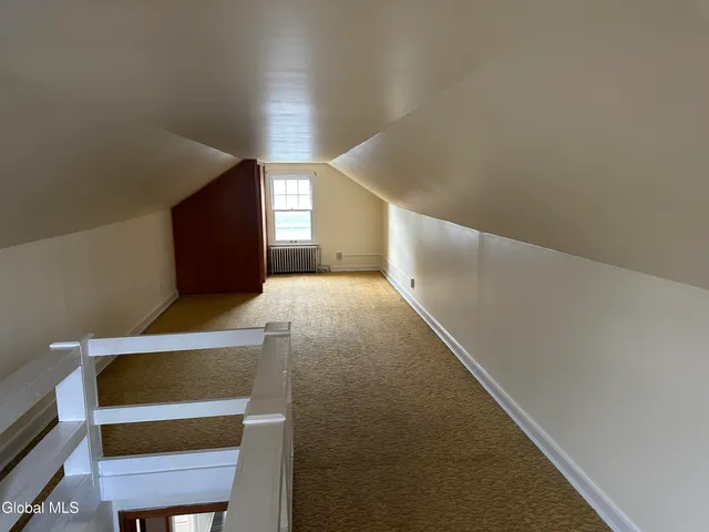 $189,900 | 100 Clizbe Avenue, Amsterdam, NY 12010