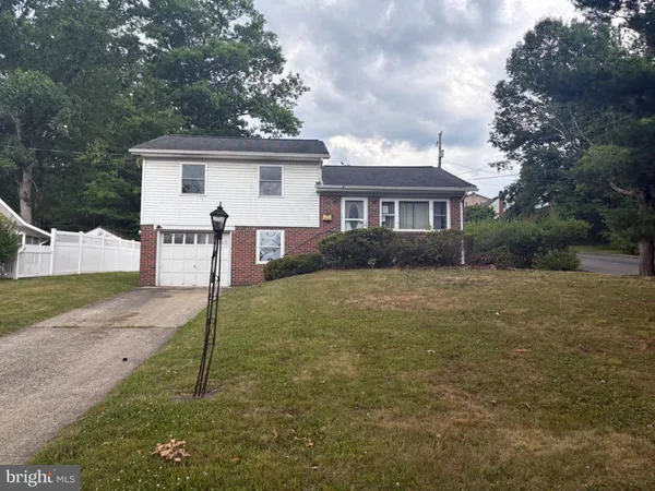 $118,500 | 2335 West Norwegian Street, Pottsville, PA 17901