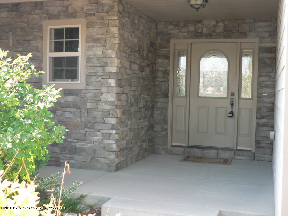 779 West 26th Street Rifle, CO 81650 - Photo 4 of 26 Entrance shot