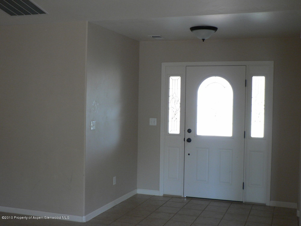 779 West 26th Street Rifle, CO 81650 - Photo 5 of 26 foyer
