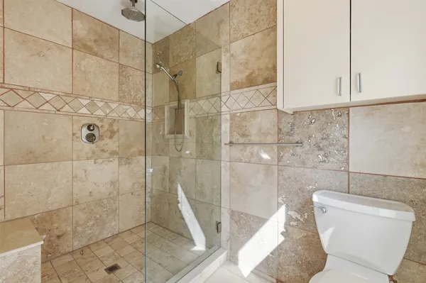 $4,500 | 2132 Tangley Street, Houston, TX 77005