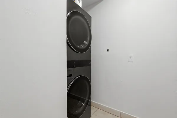 $4,500 | 2132 Tangley Street, Houston, TX 77005