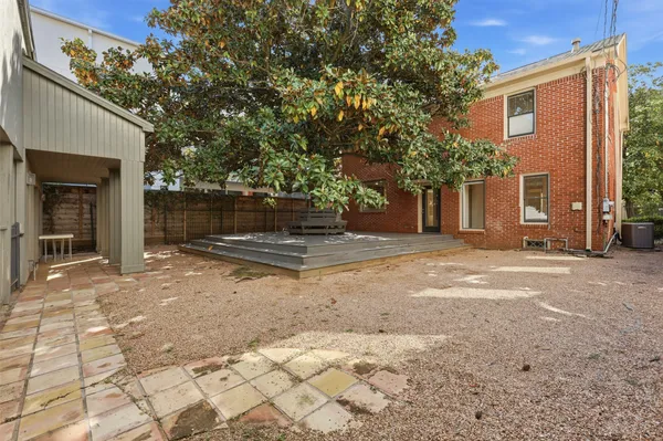 $4,500 | 2132 Tangley Street, Houston, TX 77005