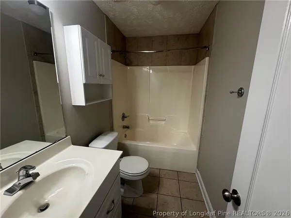 $1,850 | 2118 Queen Elizabeth Lane, Hope Mills, NC 28348