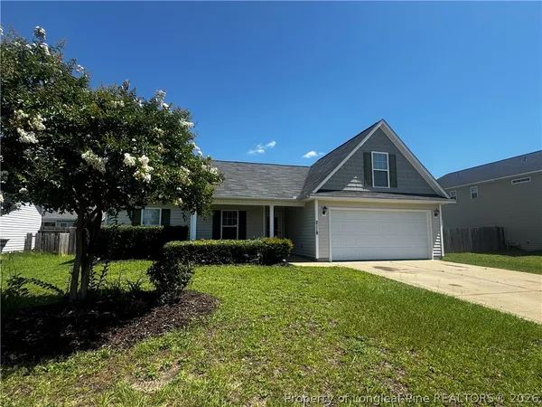 $1,850 | 2118 Queen Elizabeth Lane, Hope Mills, NC 28348