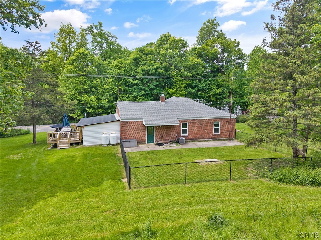 2696 Lyons Road Camillus, NY 13031 - Photo 25 of 31