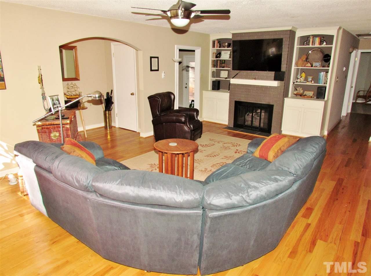 1120 Temple Street Raleigh, NC 27609 - Photo 4 of 30 Gallery Image 4