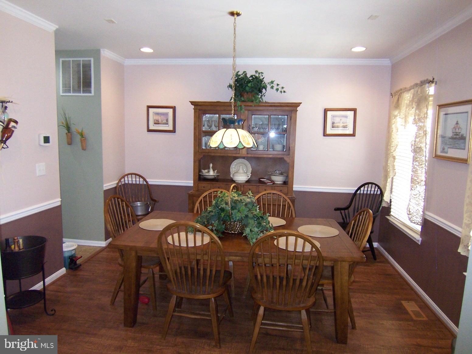 214 Commodore Drive Baltimore, MD 21221 - Photo 4 of 29 Gallery Image 4