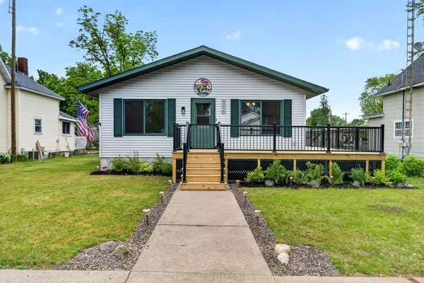 $255,000 | 306 West Hazel Street, Spooner, WI 54801