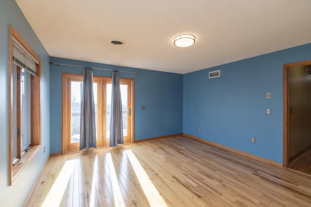 $674,900 | W12041 497th Avenue, Prescott, WI 54021