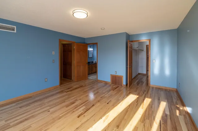 $674,900 | W12041 497th Avenue, Prescott, WI 54021