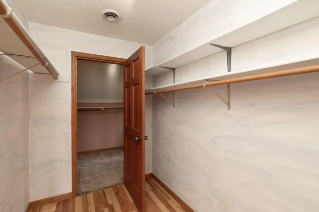 $674,900 | W12041 497th Avenue, Prescott, WI 54021