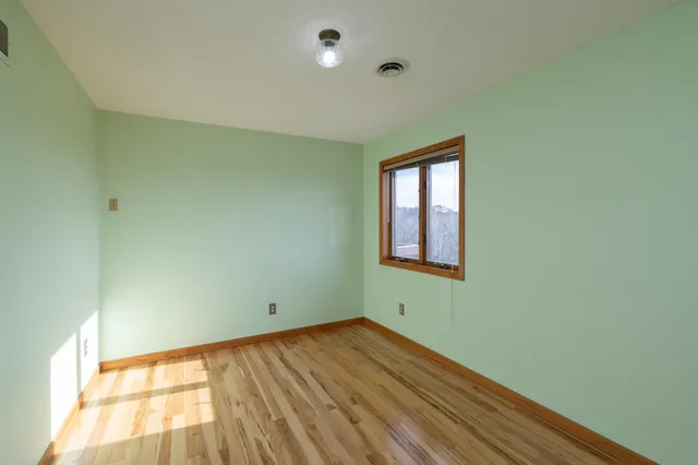 $674,900 | W12041 497th Avenue, Prescott, WI 54021