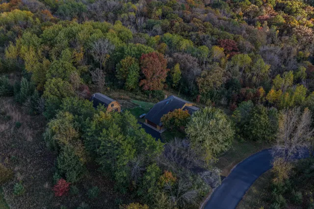 $674,900 | W12041 497th Avenue, Prescott, WI 54021