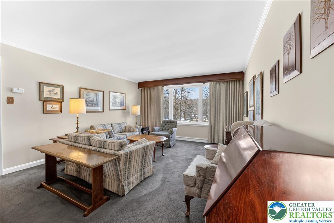 3535 Altonah Road Bethlehem, PA 18017 - Photo 19 of 49 a living room with furniture and a large window