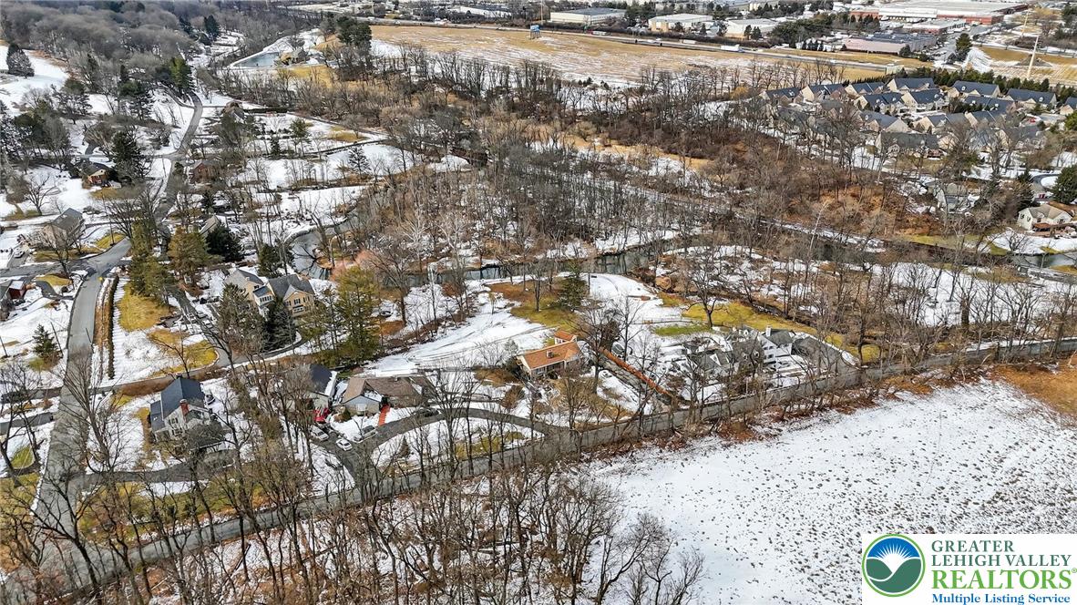 3535 Altonah Road Bethlehem, PA 18017 - Photo 9 of 49 a view of residential houses
