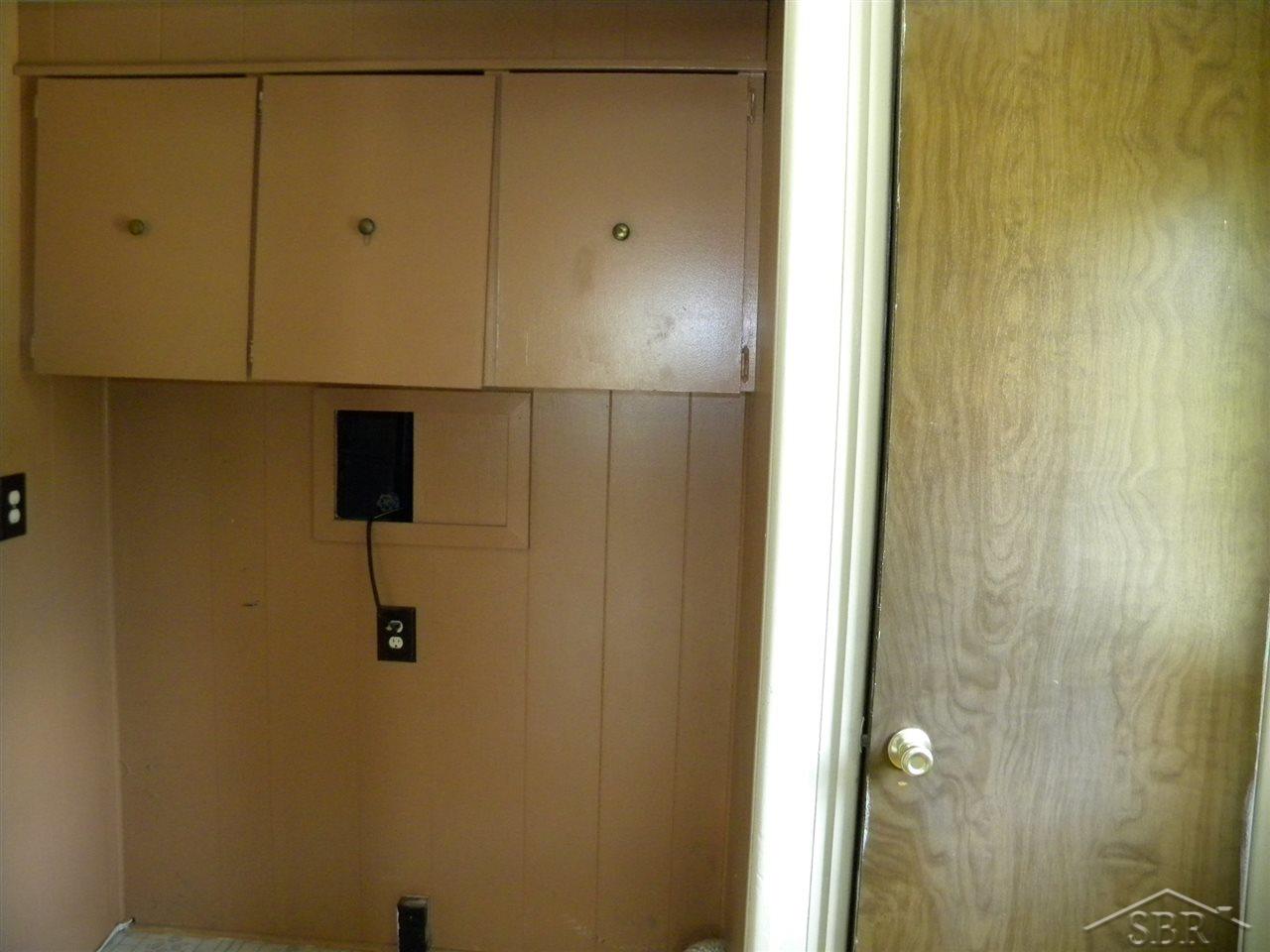 8890 Lennon Road Lennon, MI 48449 - Photo 10 of 18 31388158-9.JPG