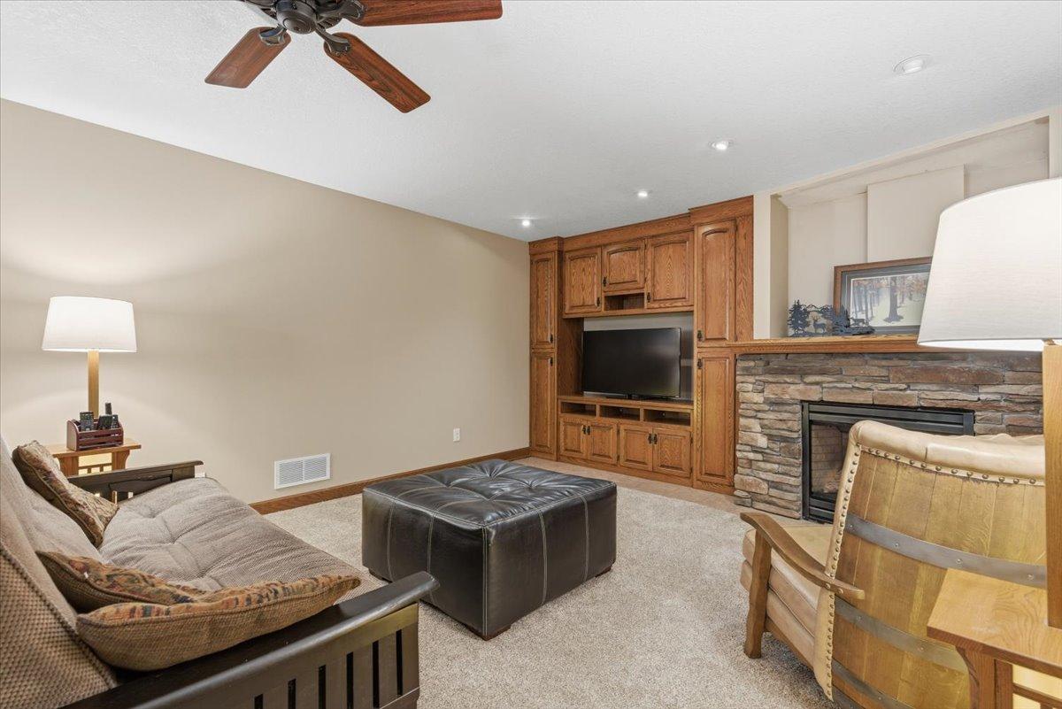 17892 Impala Path Lakeville, MN 55044 - Photo 62 of 75