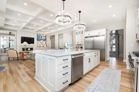 $6,999,000 | 4779 Pine Meadows Lane, Chenequa, WI 53029