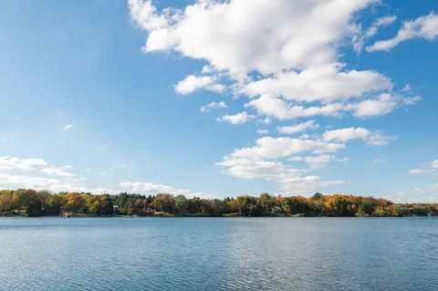 $6,999,000 | 4779 Pine Meadows Lane, Chenequa, WI 53029