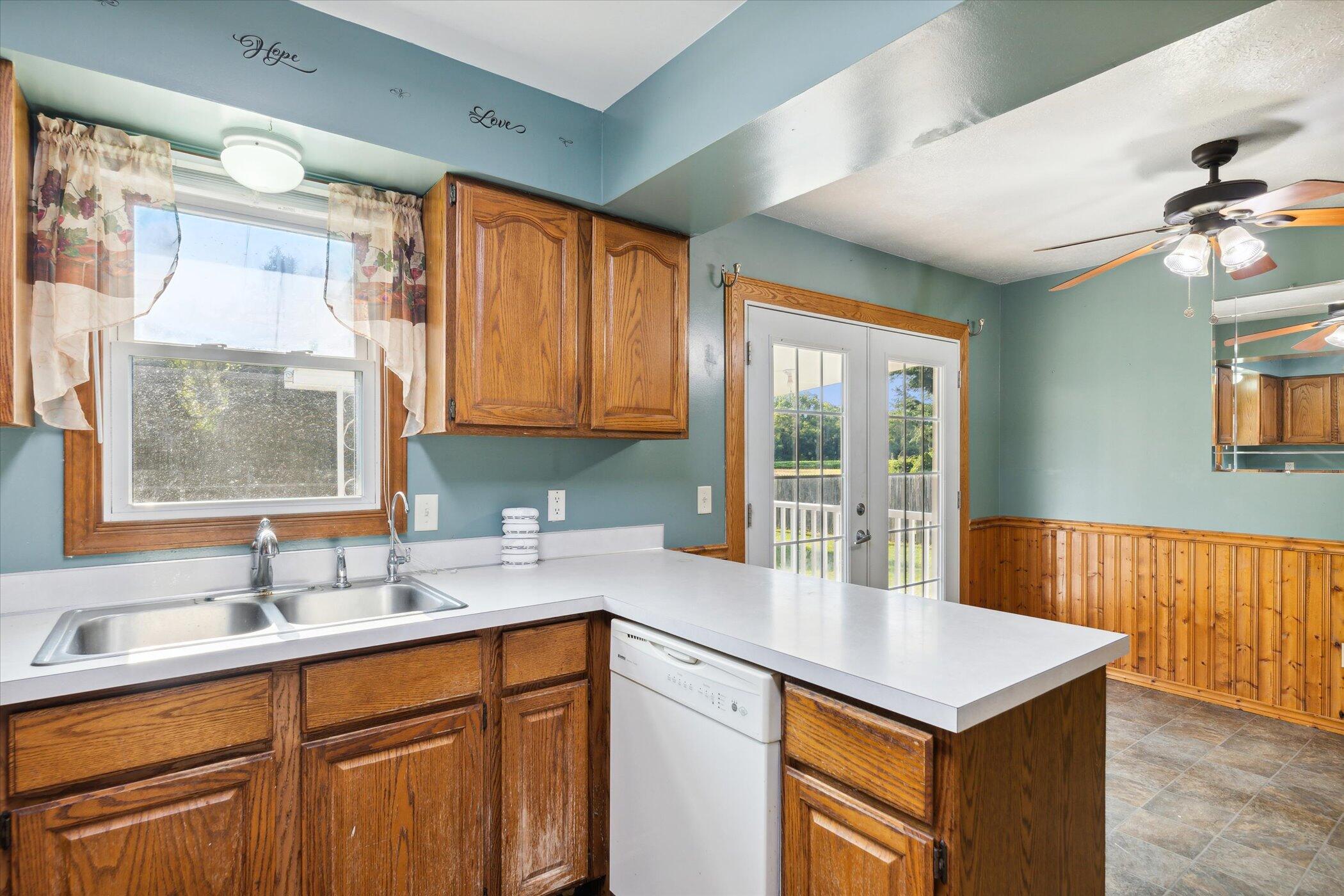 9495 South Sprinkle Road Portage, MI 49002 - Photo 7 of 30 7