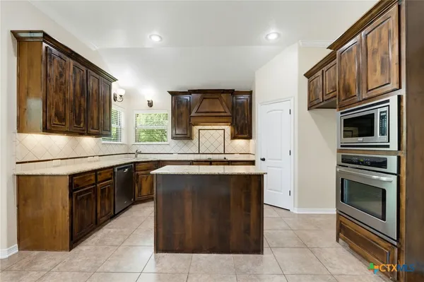 $339,500 | 2009 Silver Spur Drive, Belton, TX 76513