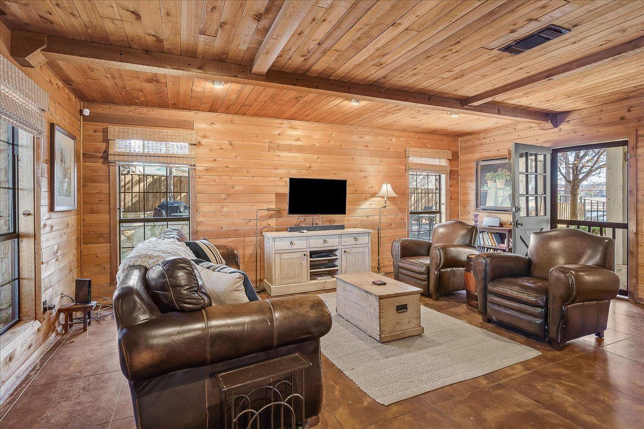 135 Perry Lane Kingsland, TX 78639 - Photo 12 of 30