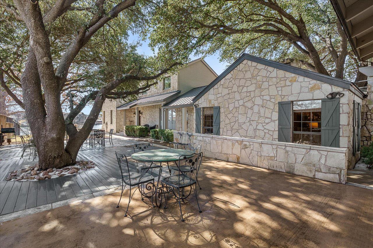 135 Perry Lane Kingsland, TX 78639 - Photo 4 of 30