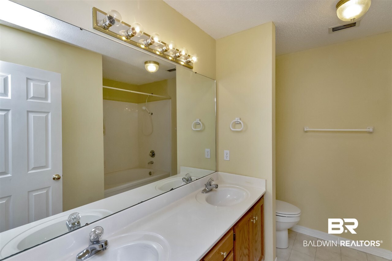 850 Louise Avenue Mobile, AL 36609 - Photo 26 of 38