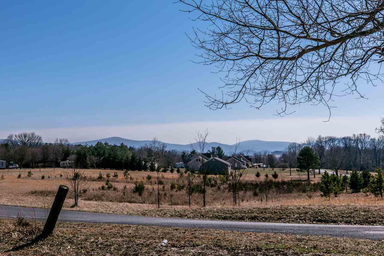1760 Loop Road Elkton, VA 22827 - Photo 18 of 19 Gallery Image 18